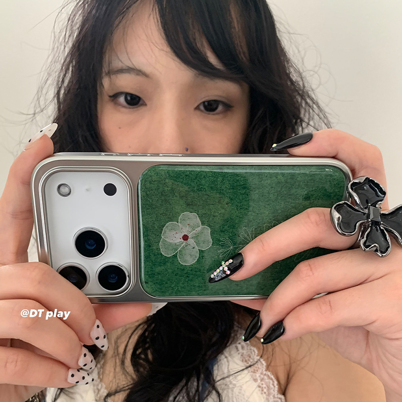 Cover per iPhone con Fiori di  - Back Cover Adhesive recensione e prezzo